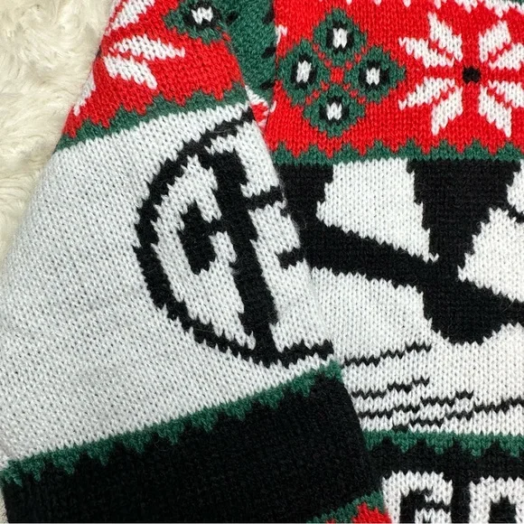 Dragon Ball Z Holiday Sweater Red/Green/White/Black Size 6 - Picture 16 of 16